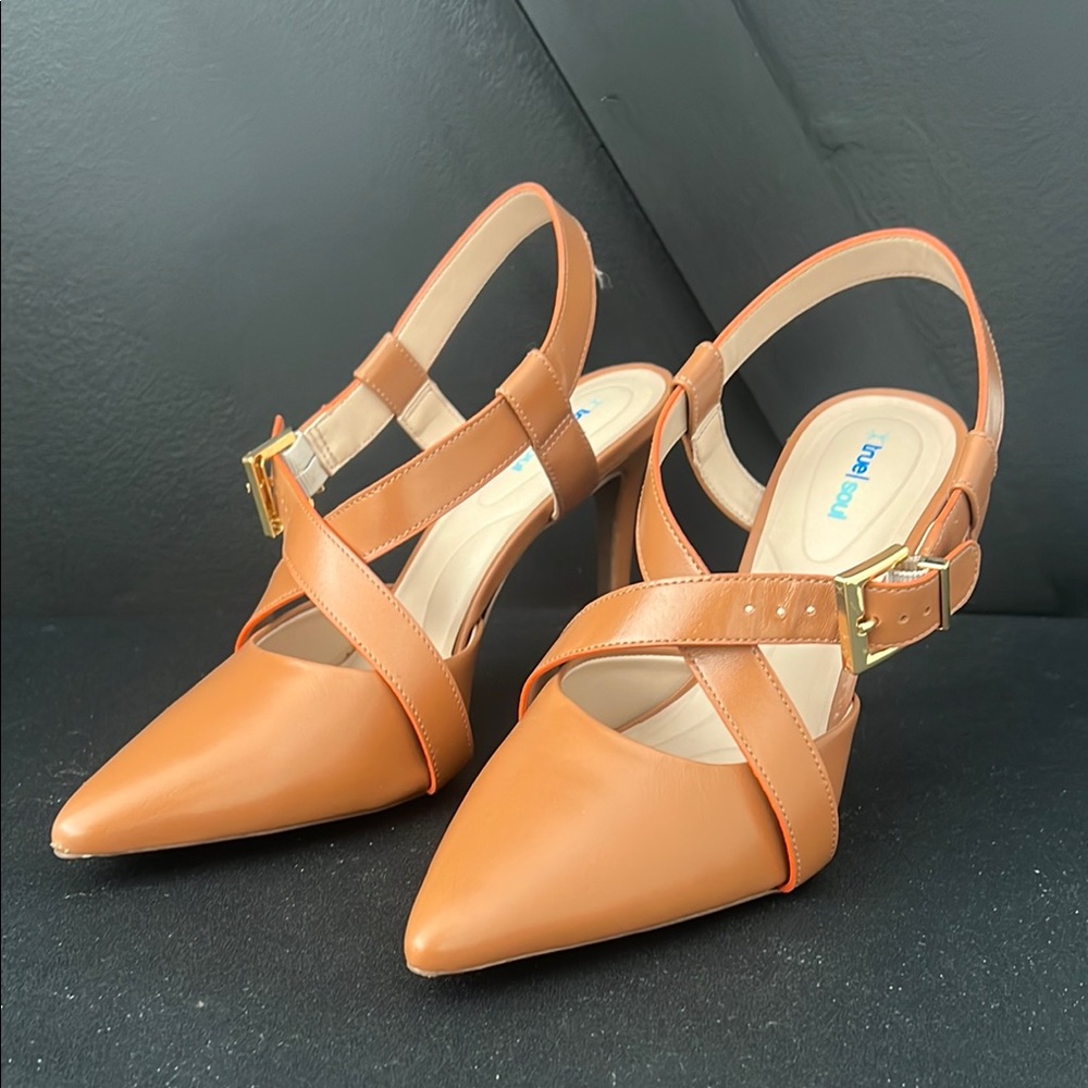 Elegant Tan Kitten Heel Slingbacks